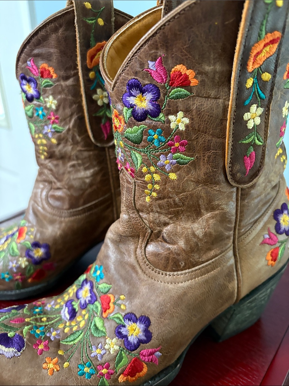 Old Gringo Brown Leather Ankle Boots with Colorful Floral Embroidery - Picture 2 of 11